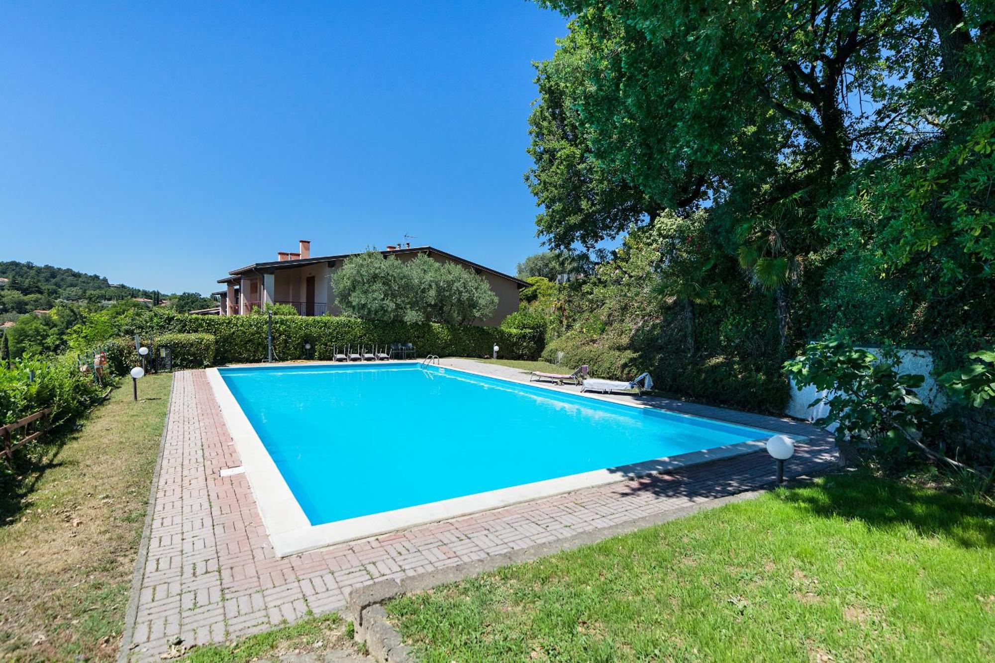 Residence Giardino 3 By Wonderful Italy ソイアーノ・デル・ラーゴ エクステリア 写真