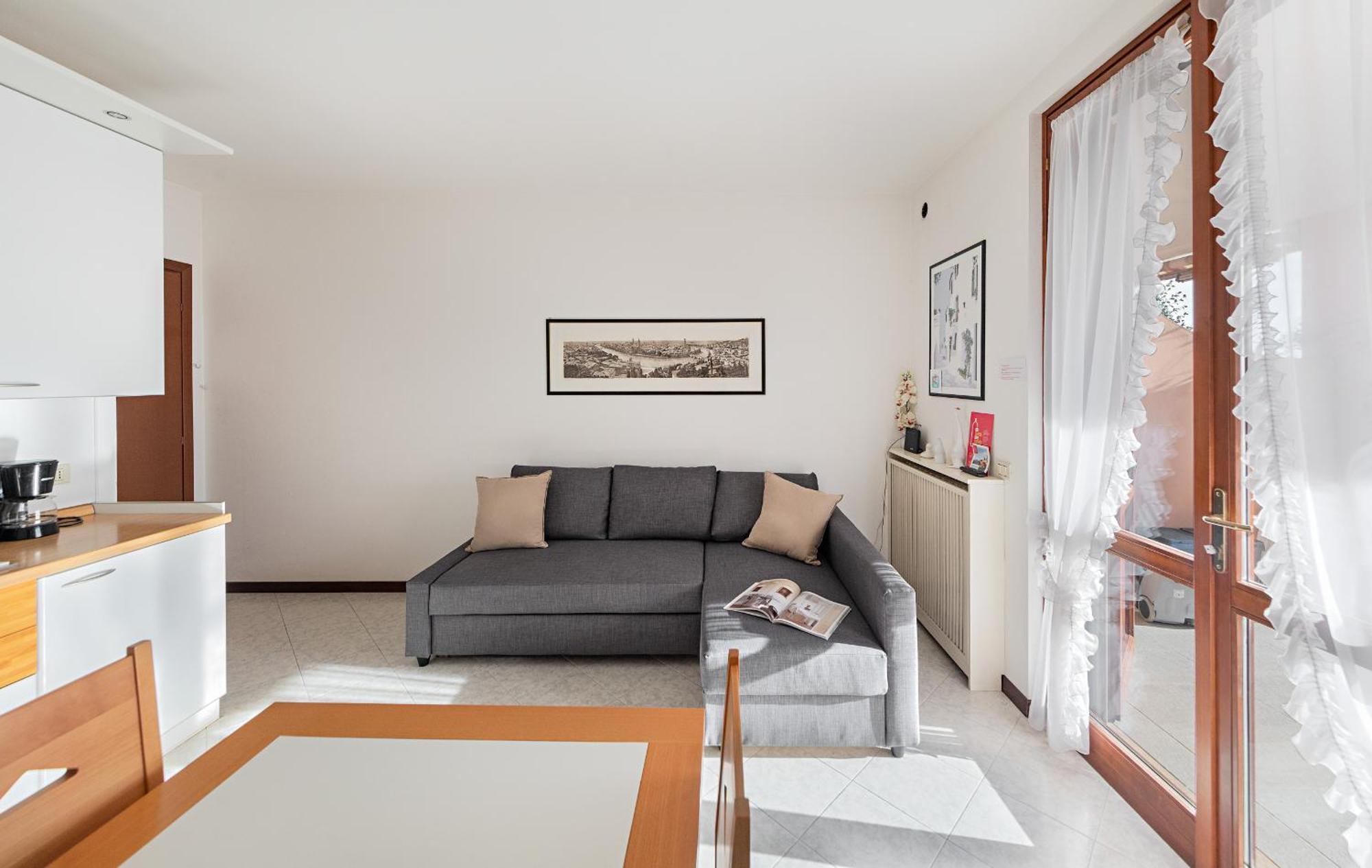 Residence Giardino 3 By Wonderful Italy ソイアーノ・デル・ラーゴ エクステリア 写真